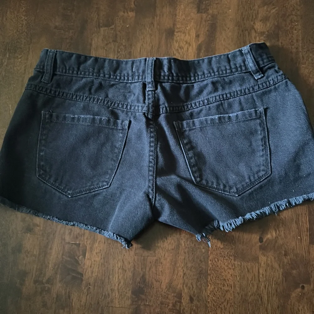 Free People Black Jean Shorts! - Picture 4 of 6